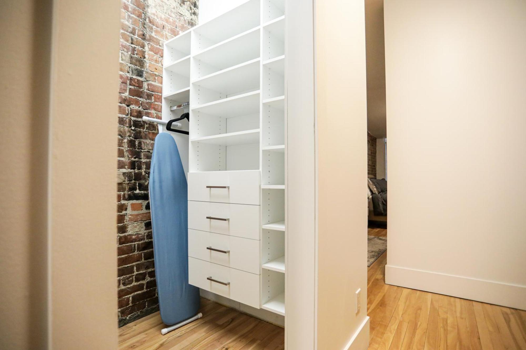 Apartment Elegant 1-bedroom In Old Port- 301 Montreal