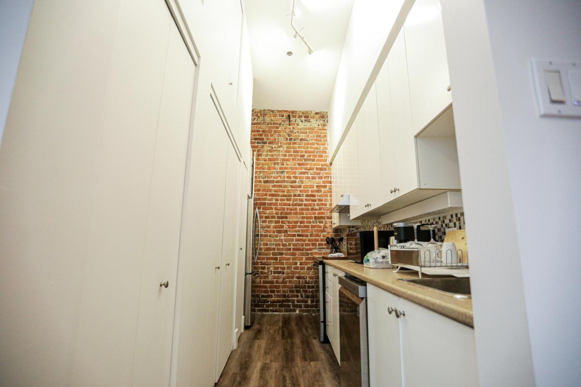 Elegant 1-bedroom In Old Port- 301